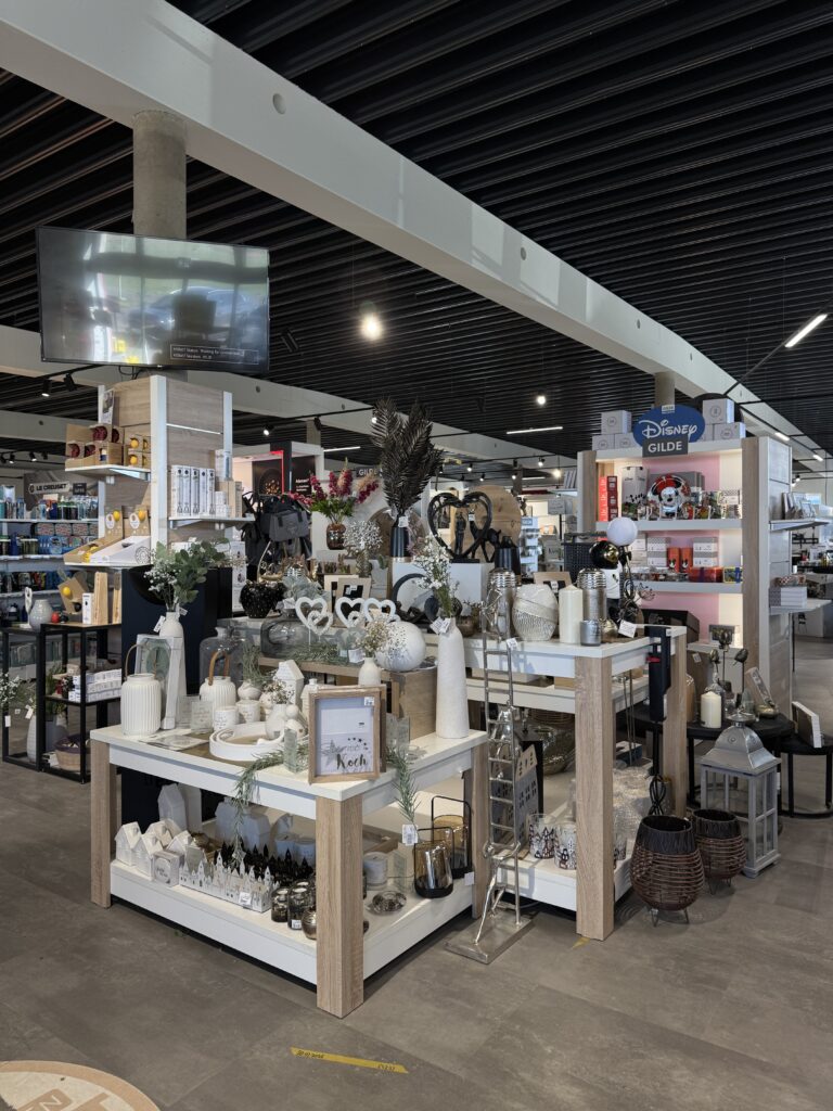 Blick in den Store des Haushaltsparadieses