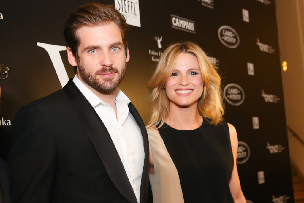 Michelle Hunziker und Tomaso Trussardi in Abendgarderobe 