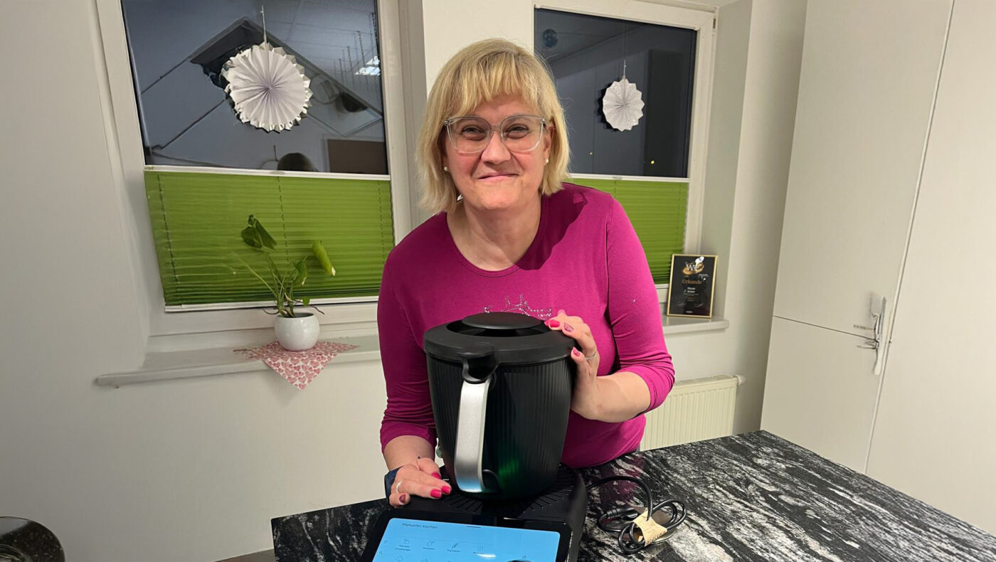 Der Thermomix von Vorwerk – effizient kochen und Zeit sparen mit dem innovativen Küchengerät, empfohlen von Sonja Mitterbacher (rechts im Bild).